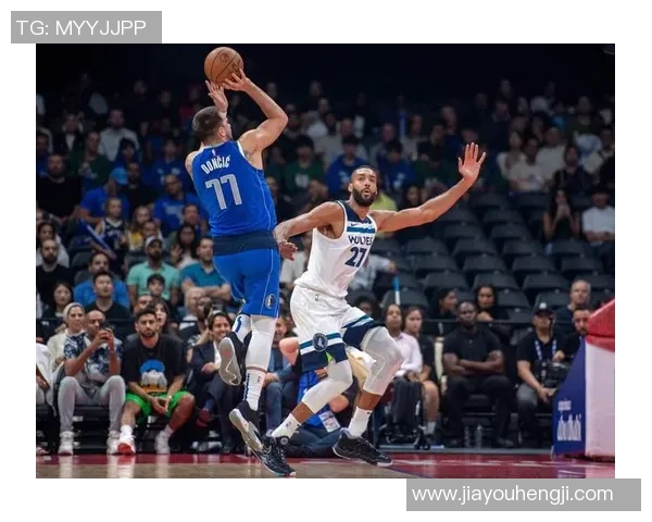 北卡与杜克2016年对决回顾：篮球激情与宿敌之战的经典瞬间