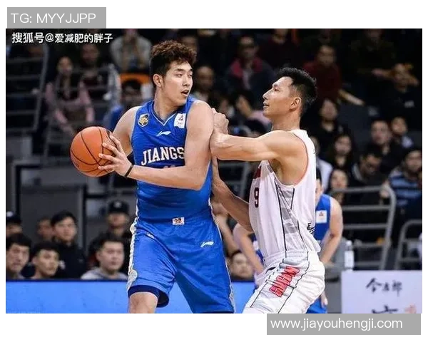 吴冠希：从默默无闻到闪耀赛场的篮球新星成长之路