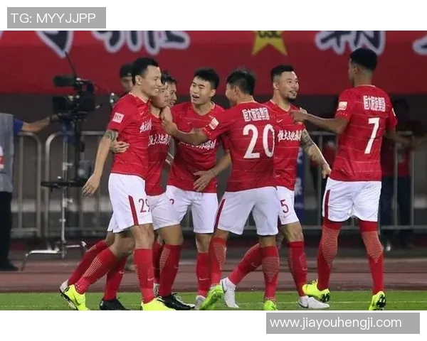 建业与恒大激战正酣18轮对决谁能笑到最后 建业与恒大激战正酣18轮对决谁能笑到最后